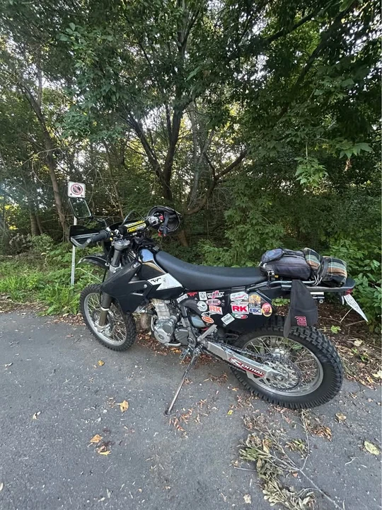 Suzuki Motorcycles - Image 2 of 5