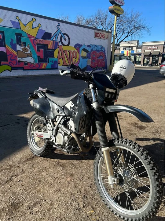 Suzuki Motorcycles - Image 3 of 5