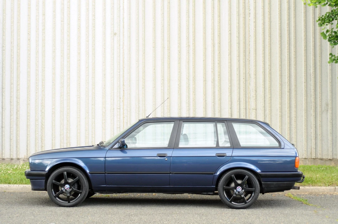1991 BMW E30 3 Series - Image 6 of 31