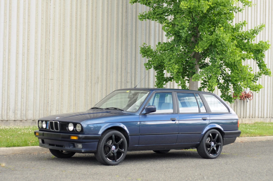 1991 BMW E30 3 Series - Image 5 of 31