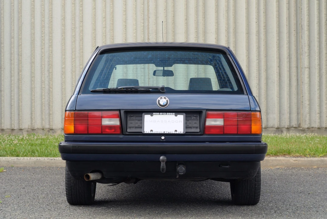 1991 BMW E30 3 Series - Image 9 of 31