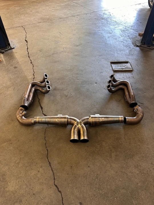 2014 Parts & Memorabilia Mechanical Components - Image 3 of 10
