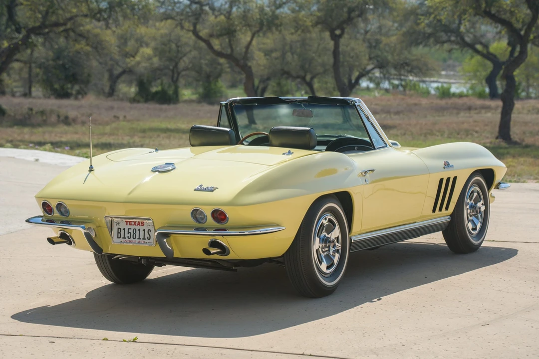 1966 Chevrolet Corvette C2 - Image 7 of 31