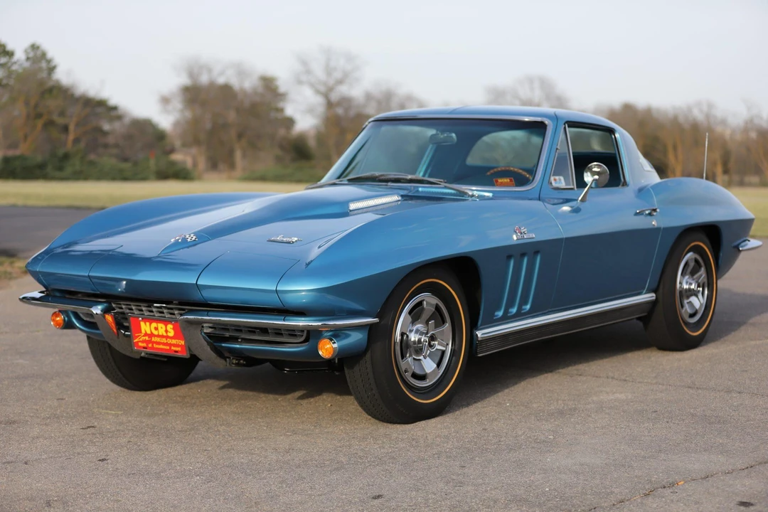 1966 Chevrolet Corvette C2 - Image 3 of 31