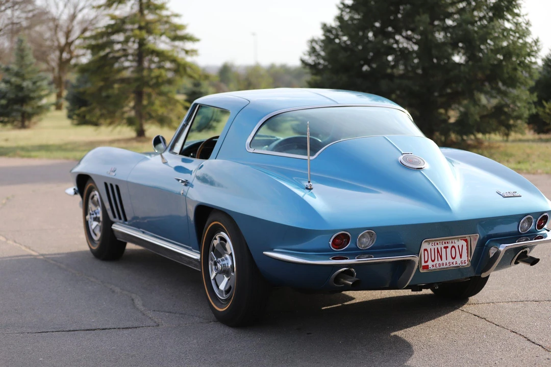 1966 Chevrolet Corvette C2 - Image 22 of 31