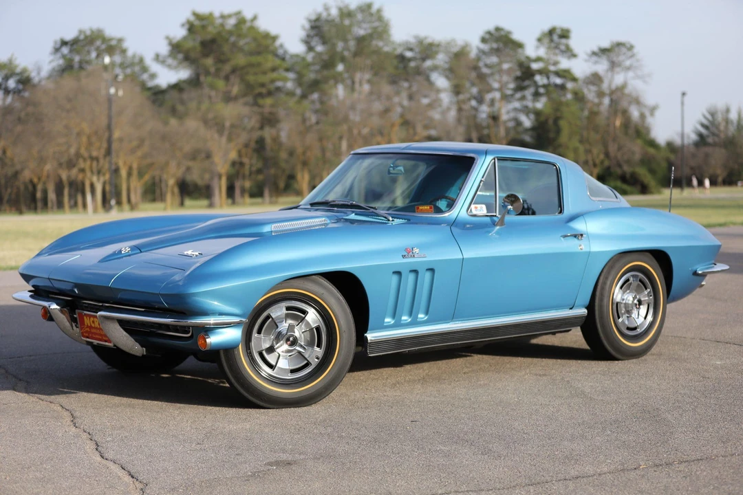 1966 Chevrolet Corvette C2 - Image 29 of 31
