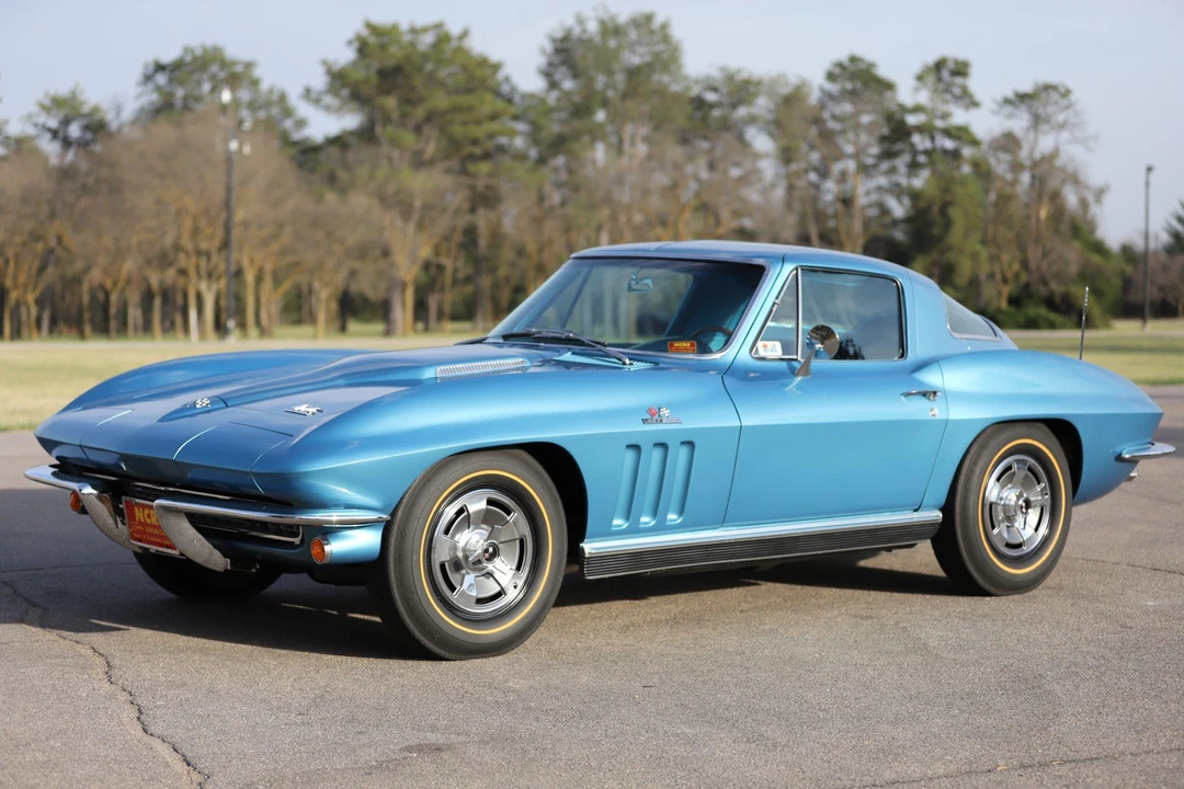 1966 Chevrolet Corvette C2 - Image 28 of 31