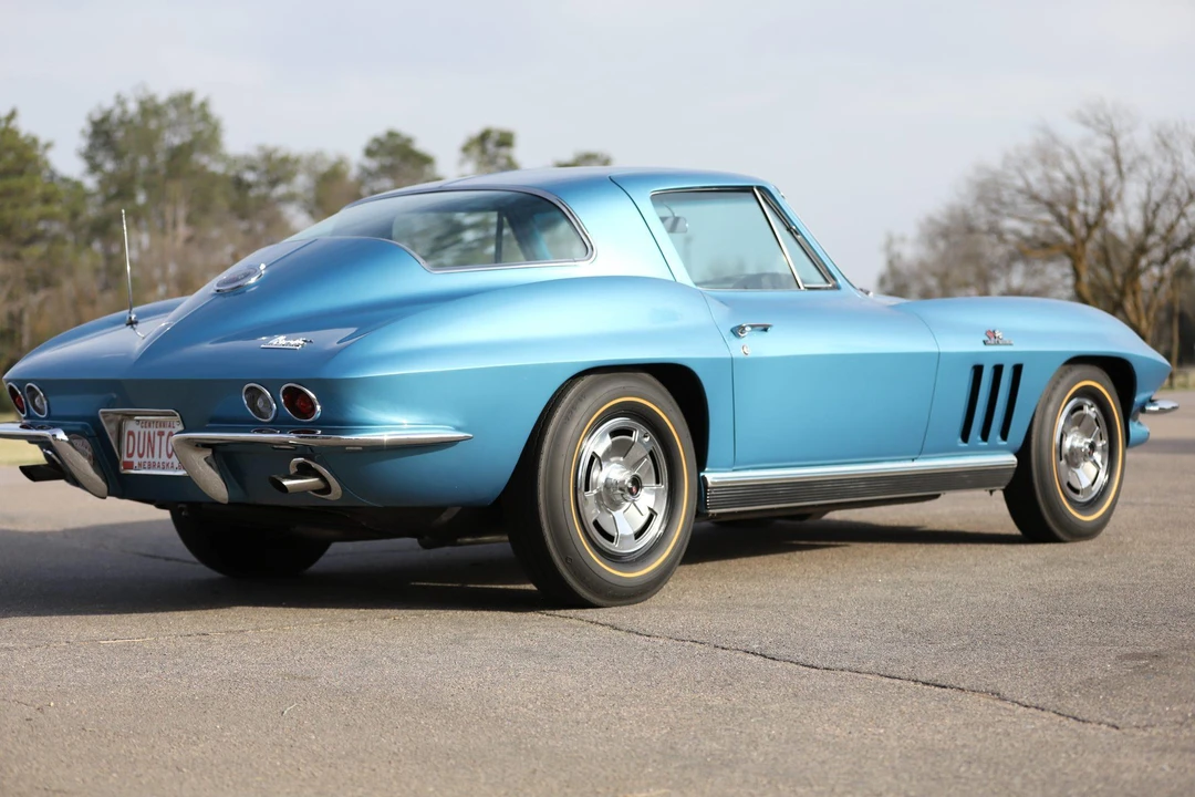 1966 Chevrolet Corvette C2 - Image 18 of 31