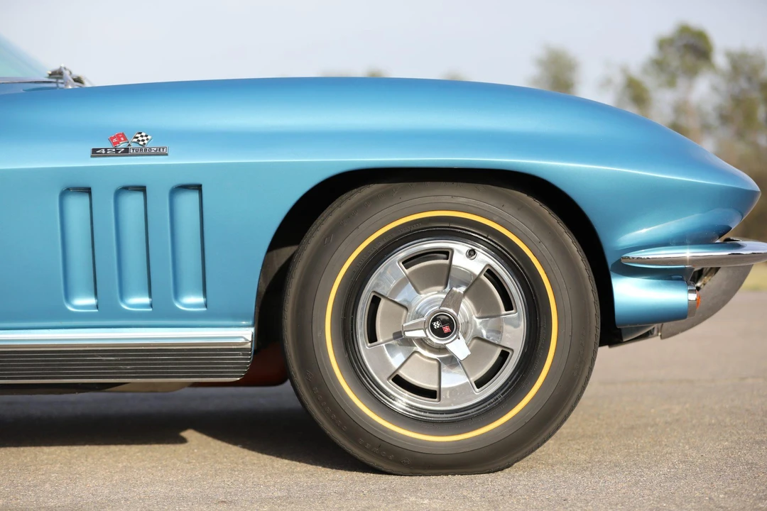1966 Chevrolet Corvette C2 - Image 30 of 31