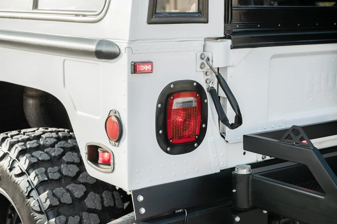 1993 Hummer Hummer H1 - Image 22 of 31