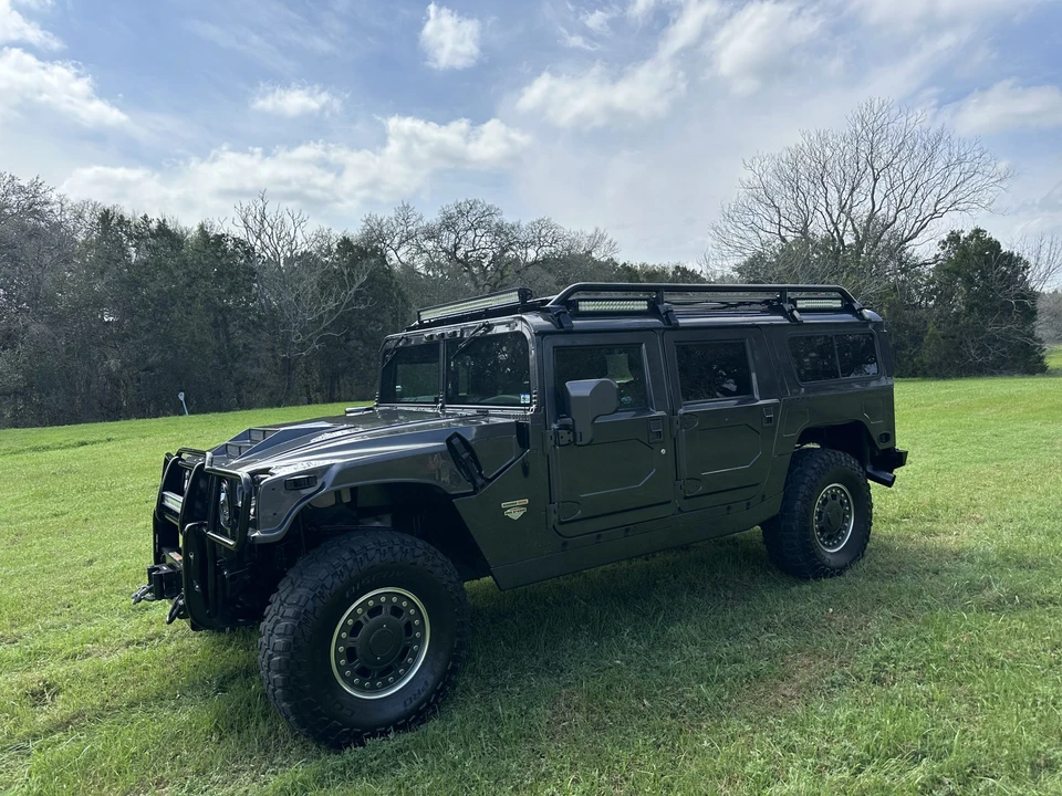 2000 Hummer Hummer H1 - Image 2 of 31