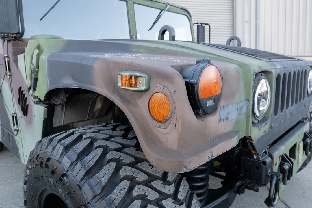 2001 Hummer HMMWV - Image 30 of 31
