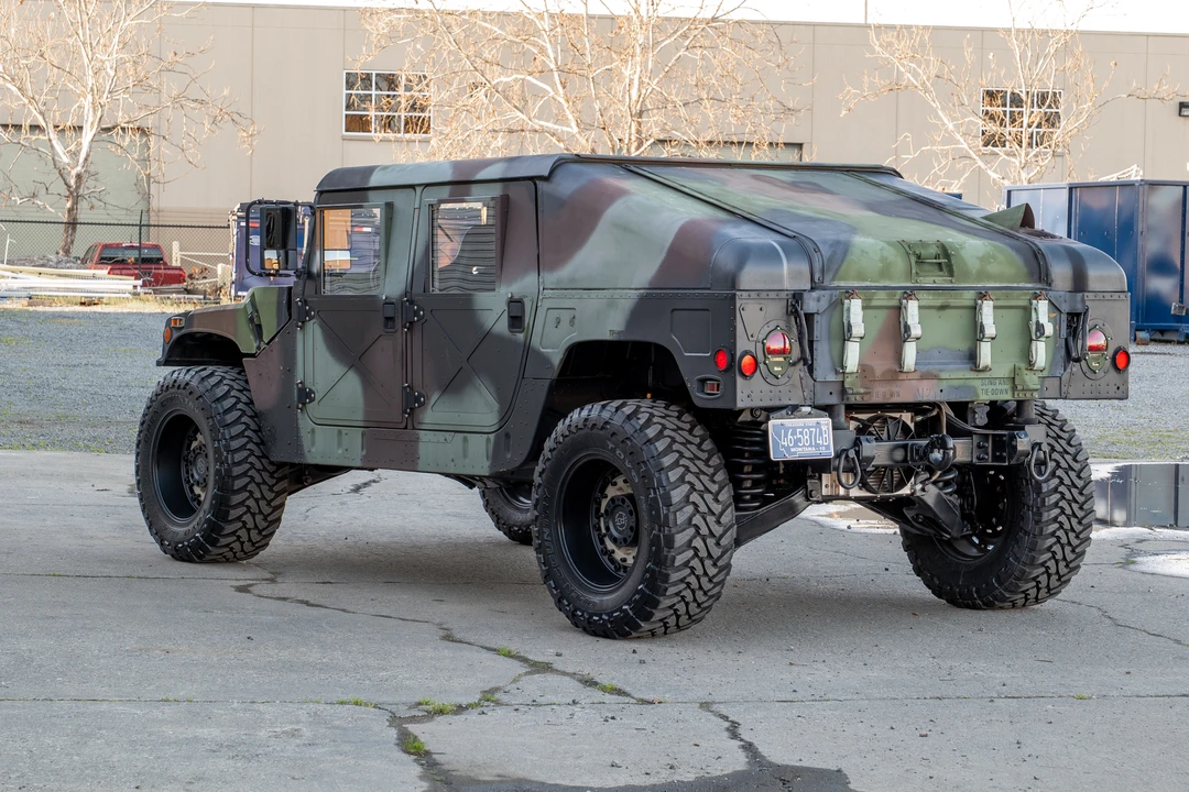 2001 Hummer HMMWV - Image 26 of 31
