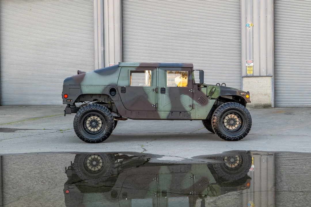 2001 Hummer HMMWV - Image 11 of 31