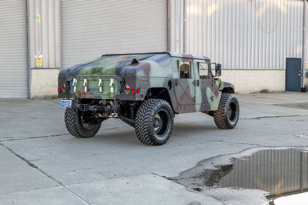 2001 Hummer HMMWV - Image 17 of 31