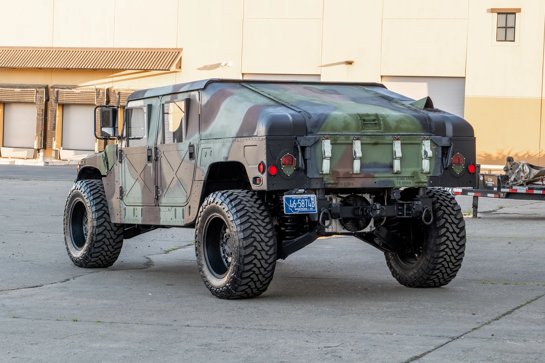 2001 Hummer HMMWV - Image 25 of 31