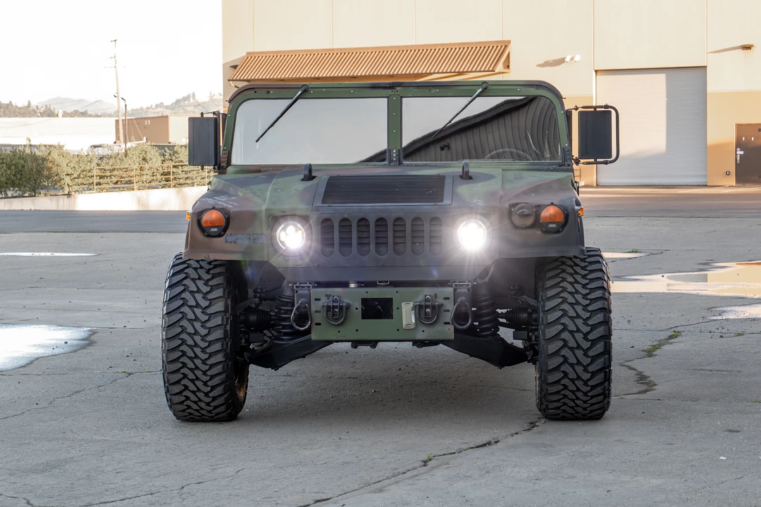 2001 Hummer HMMWV - Image 7 of 31