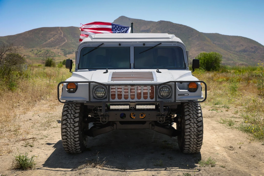 2003 Hummer HMMWV - Image 5 of 31