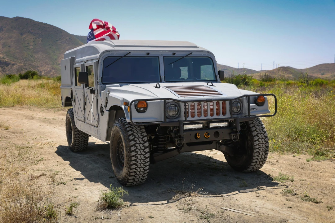 2003 Hummer HMMWV - Image 12 of 31