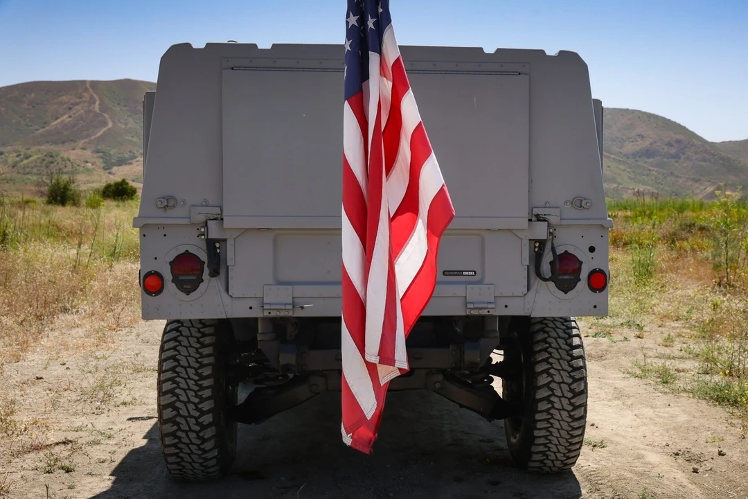 2003 Hummer HMMWV - Image 29 of 31