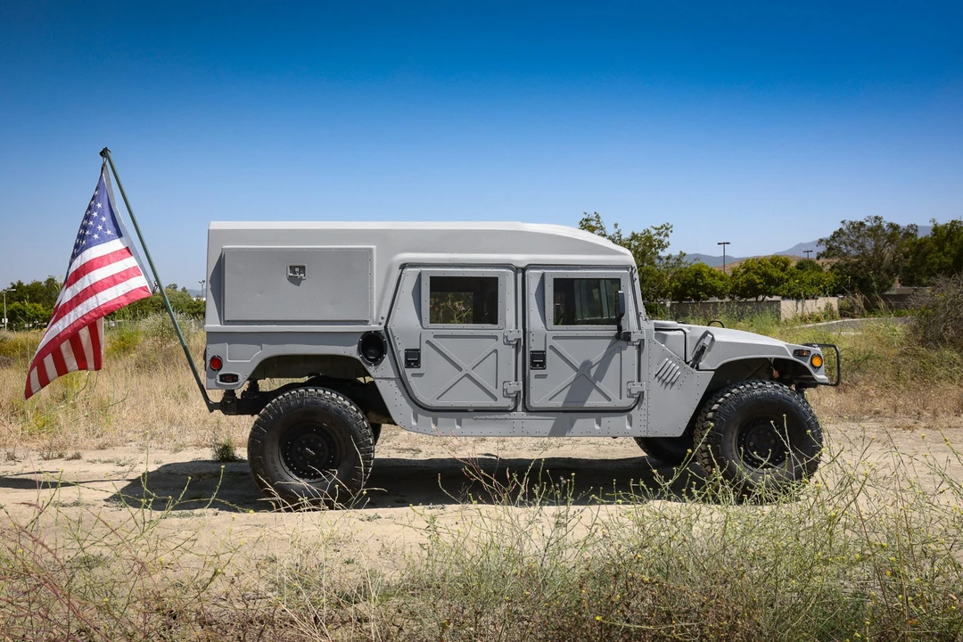 2003 Hummer HMMWV - Image 19 of 31