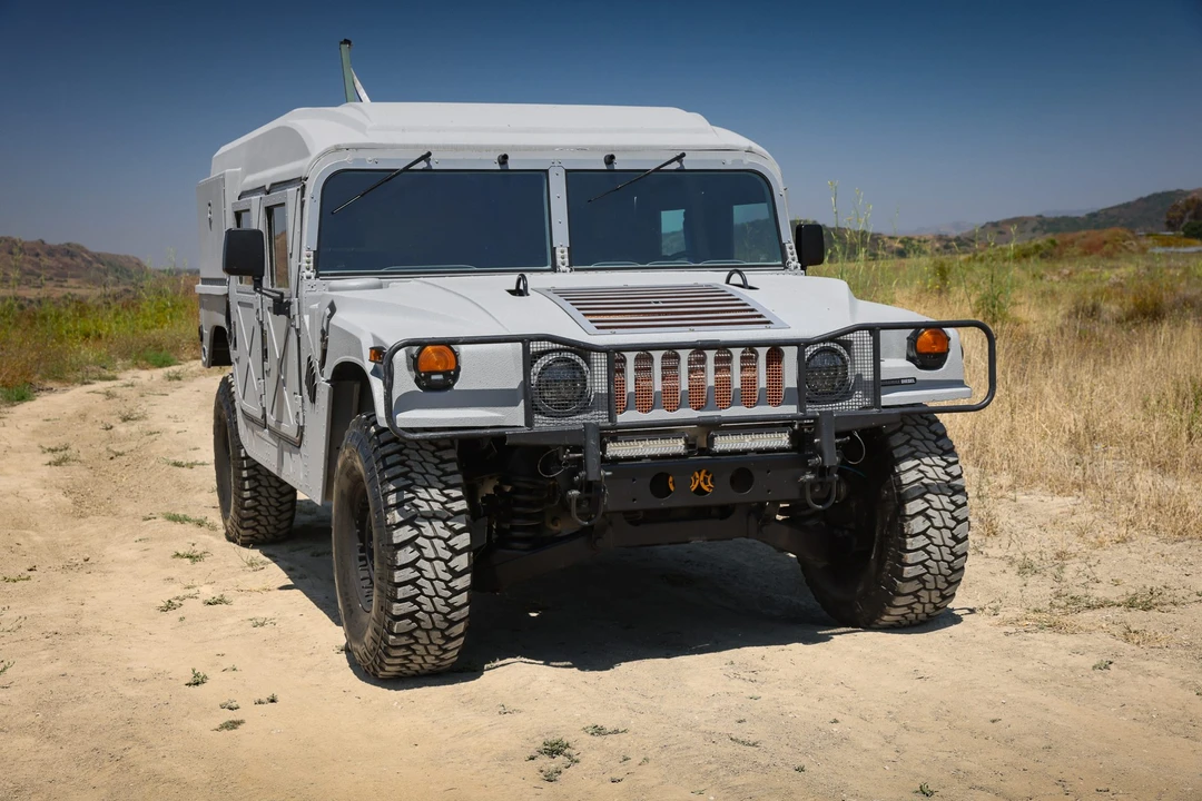 2003 Hummer HMMWV - Image 11 of 31