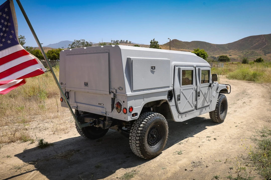 2003 Hummer HMMWV - Image 25 of 31