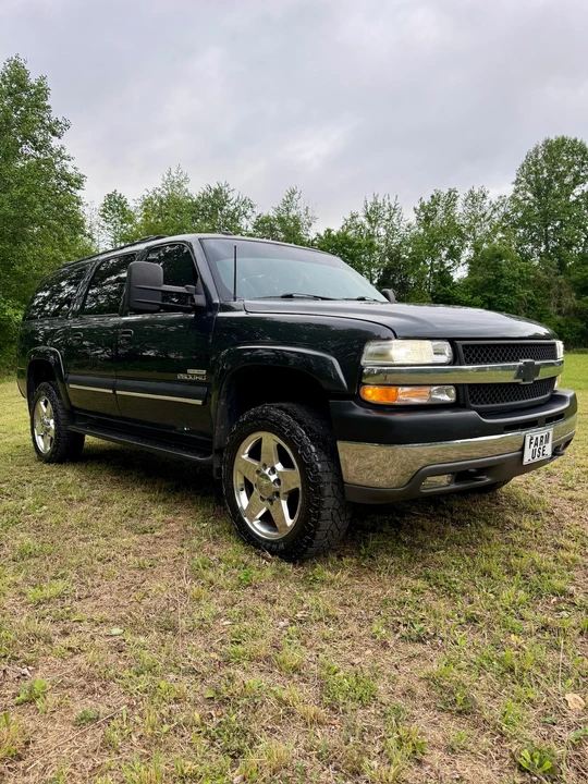 2003 Chevrolet Suburban 9th Gen - Image 22 of 31