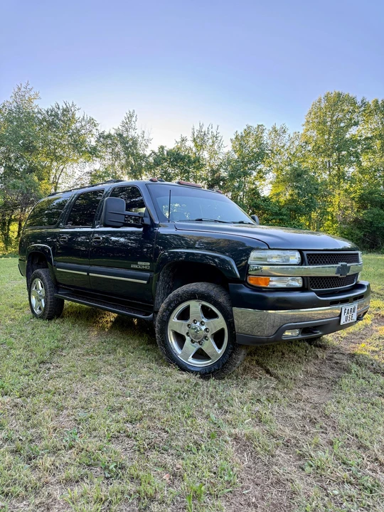 2003 Chevrolet Suburban 9th Gen - Image 28 of 31