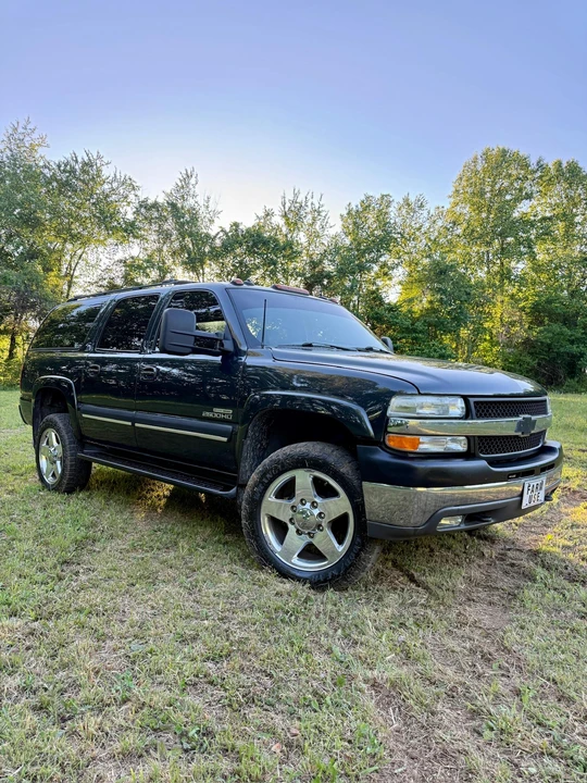 2003 Chevrolet Suburban 9th Gen - Image 26 of 31