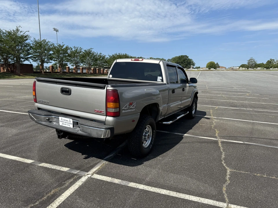 2003 GMC Sierra Heavy Duty 2nd Gen - Image 7 of 31