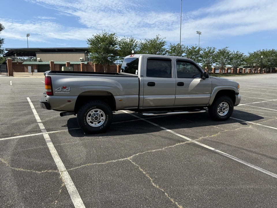 2003 GMC Sierra Heavy Duty 2nd Gen - Image 8 of 31