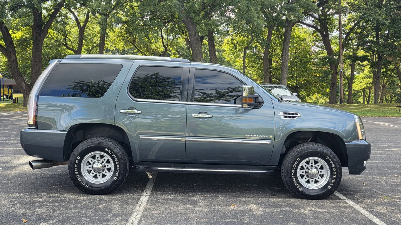 2008 Cadillac Escalade & EXT 3rd Gen - Image 6 of 31
