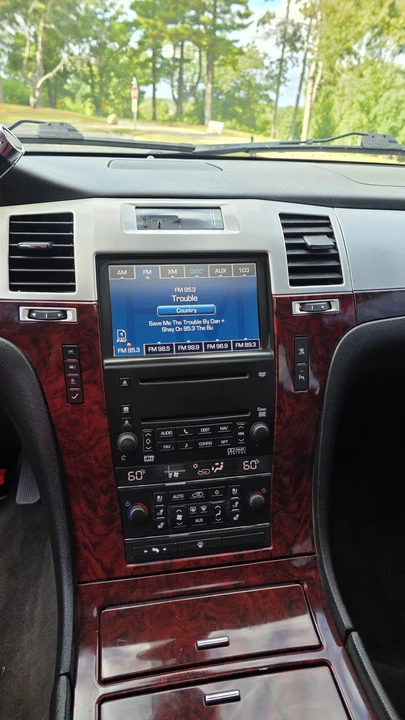 2008 Cadillac Escalade & EXT 3rd Gen - Image 25 of 31