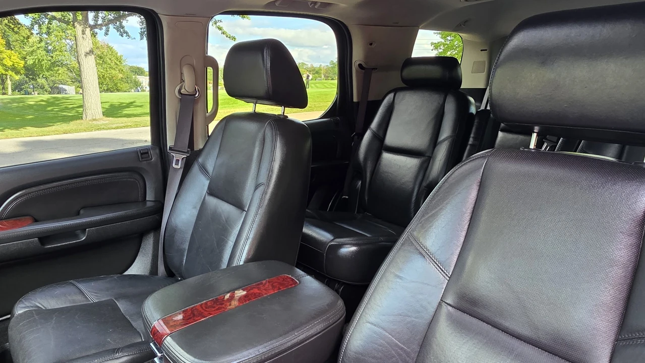 2008 Cadillac Escalade & EXT 3rd Gen - Image 19 of 31