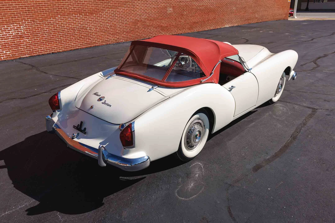 1954 Kaiser Darrin - Image 11 of 31