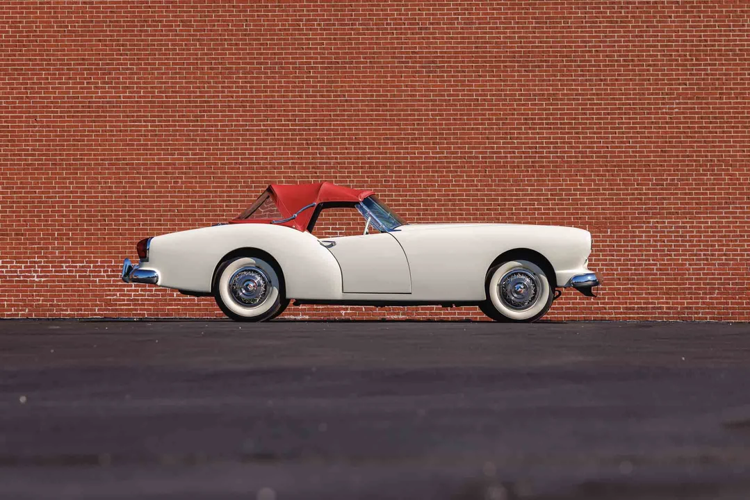 1954 Kaiser Darrin - Image 13 of 31