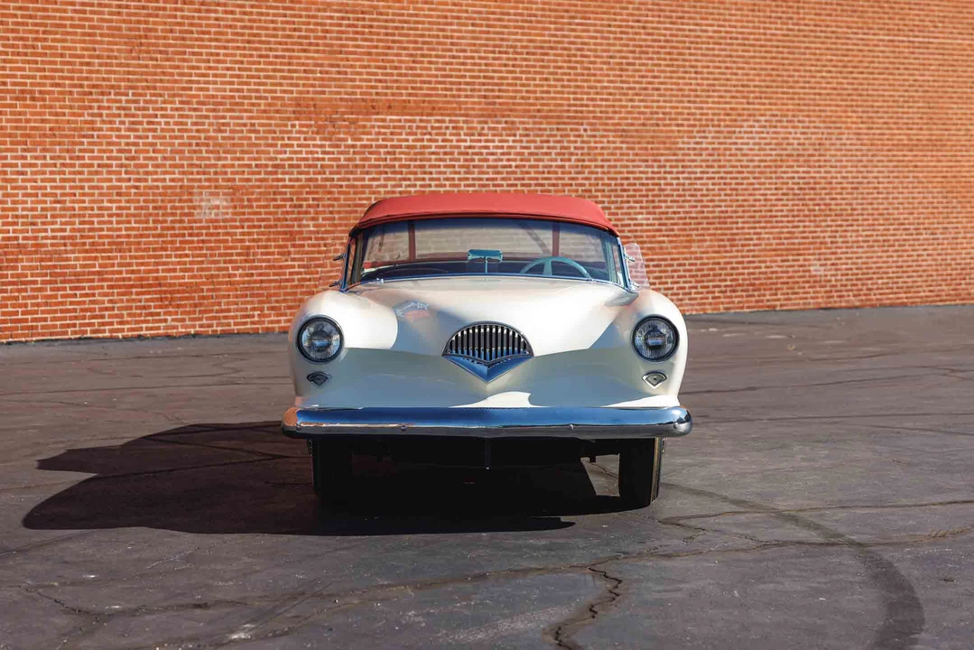 1954 Kaiser Darrin - Image 16 of 31