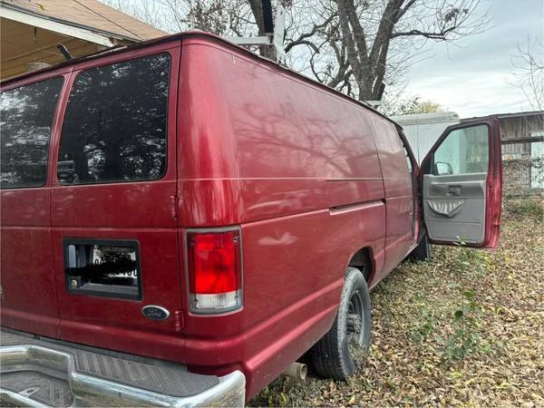 2001 Ford Econoline Van - Image 6 of 11