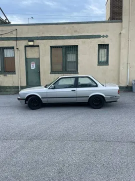 1991 BMW 318is