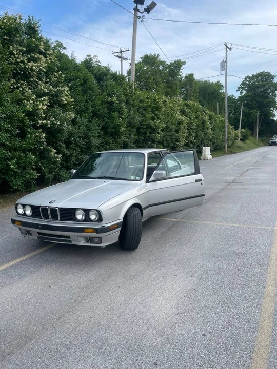 1991 BMW E30 3 Series - Image 4 of 10