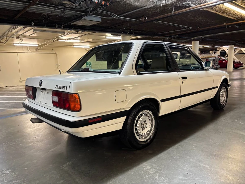 1991 BMW E30 3 Series - Image 5 of 15