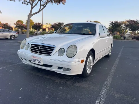 2001 Mercedes-Benz E-Class E320