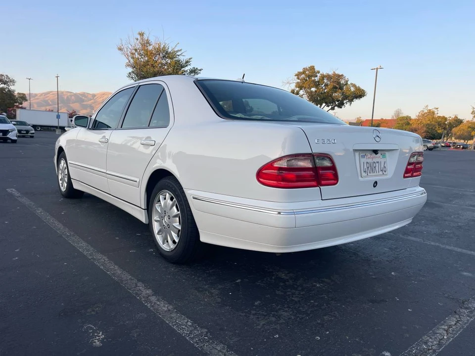2001 Mercedes-Benz W210 E-Class - Image 2 of 10