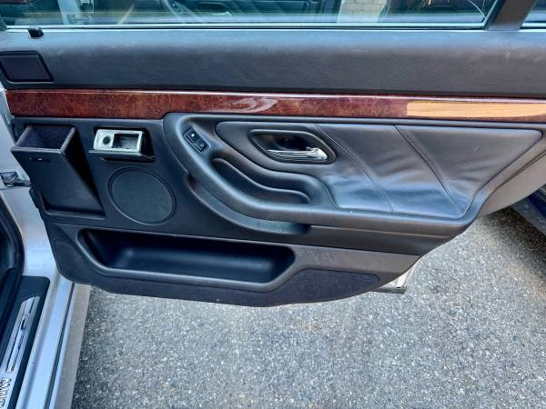 2001 BMW E38 7 Series - Image 9 of 20