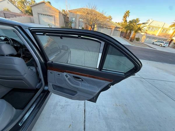 2001 BMW E38 7 Series - Image 2 of 16