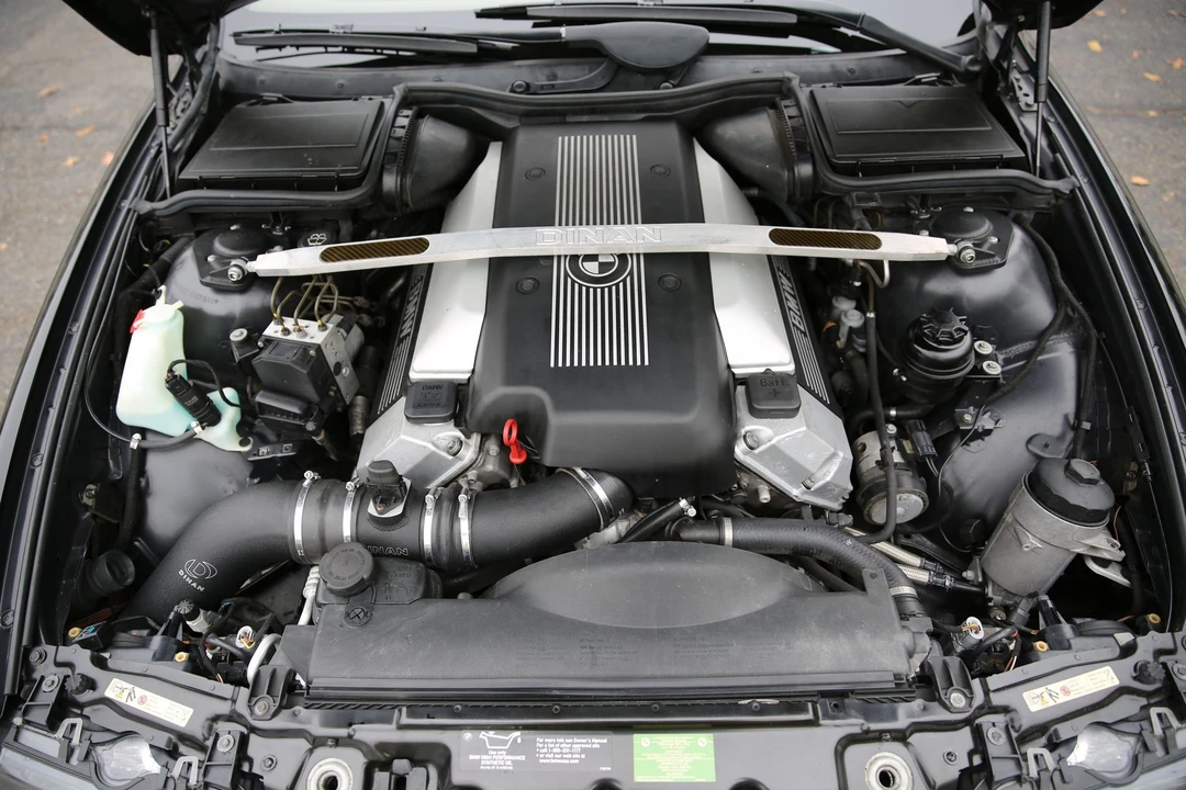 2003 BMW E39 540i - Image 11 of 12