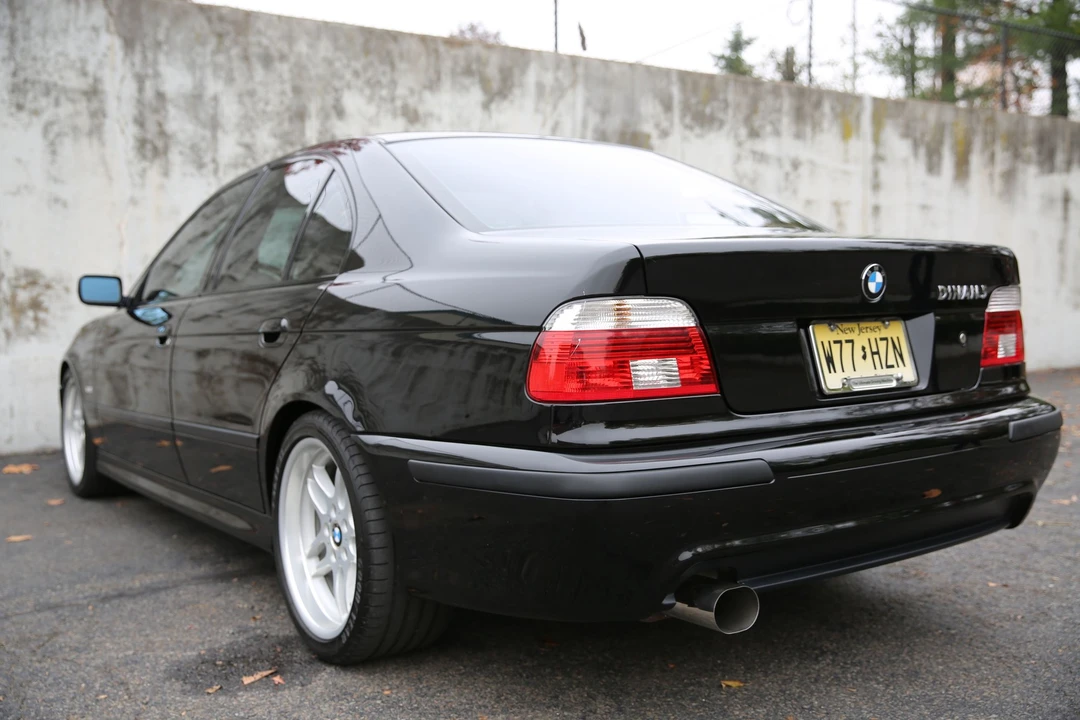 2003 BMW E39 540i - Image 5 of 12