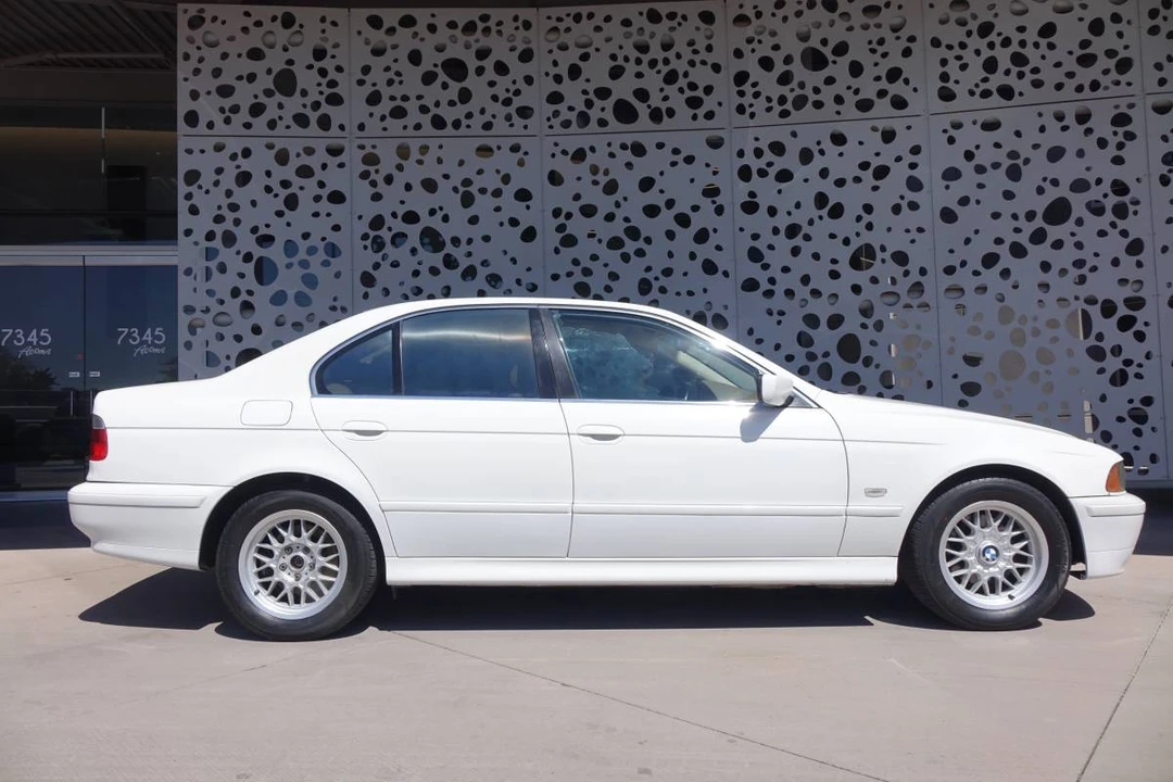 2002 BMW E39 5 Series - Image 2 of 24