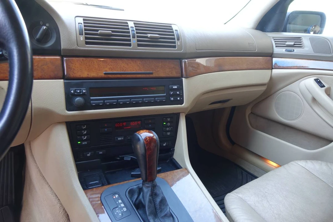 2002 BMW E39 5 Series - Image 9 of 24